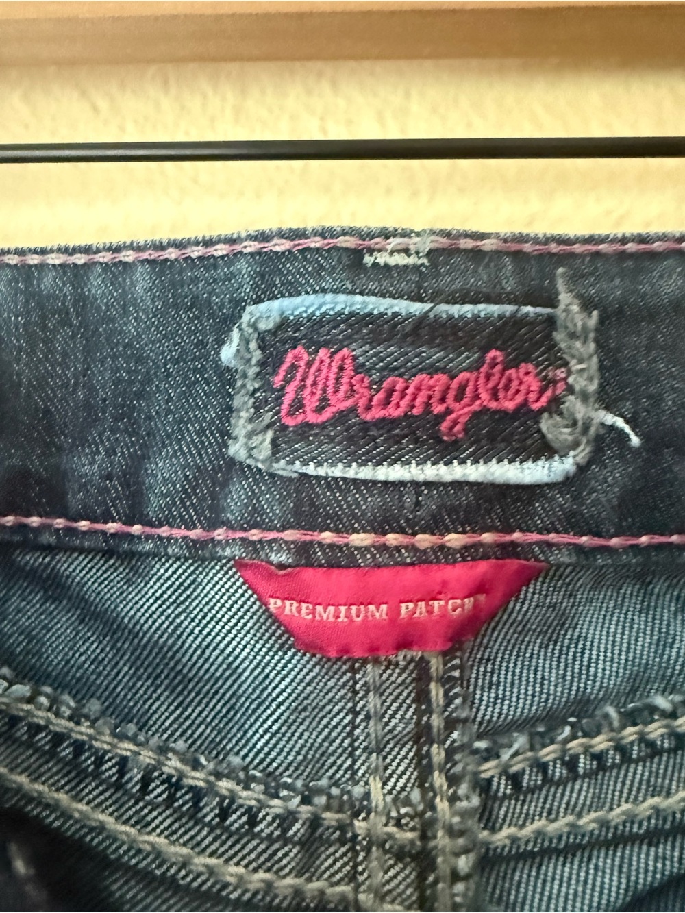 Wrangler Low Rise Jeans - Picture 4 of 6